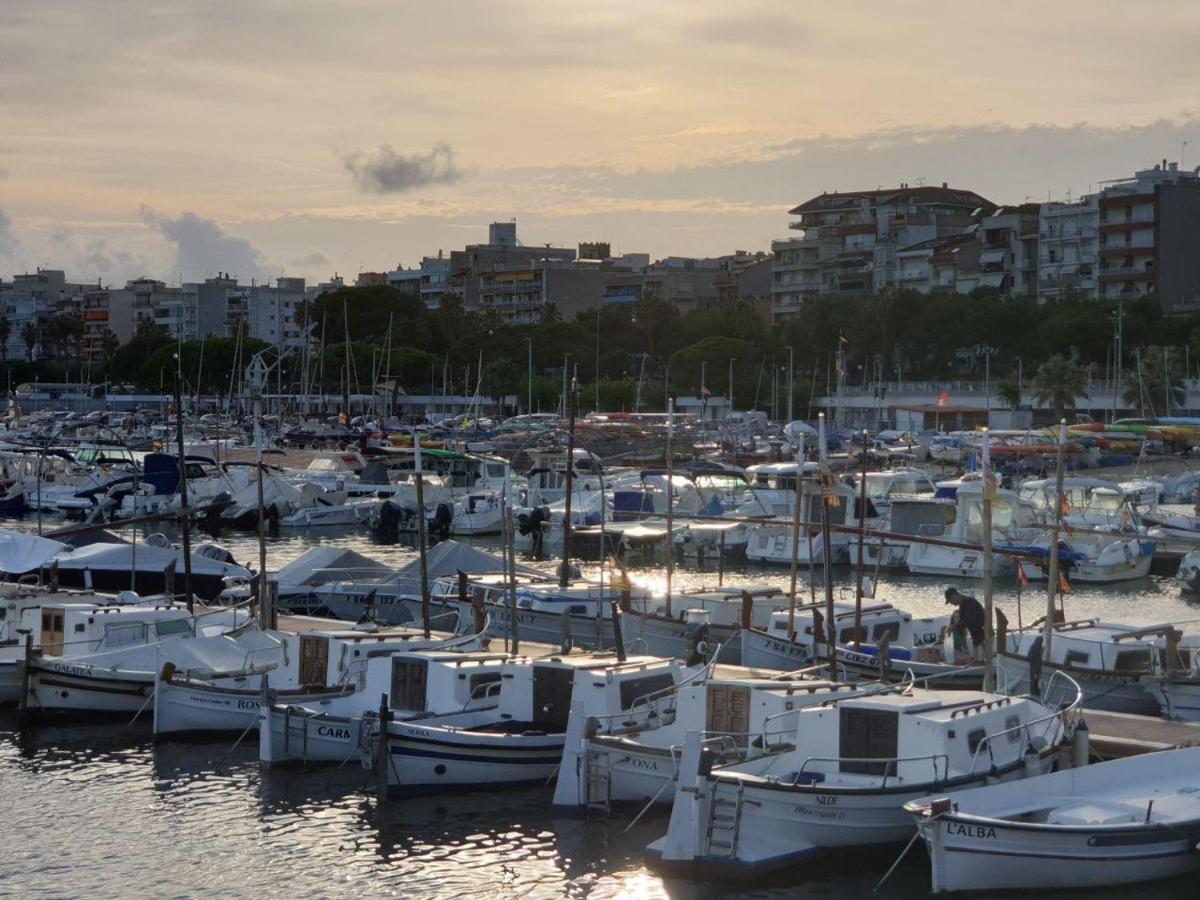 Apartamento Acogedor A 3 Minutos De La Playa Appartement Blanes Buitenkant foto