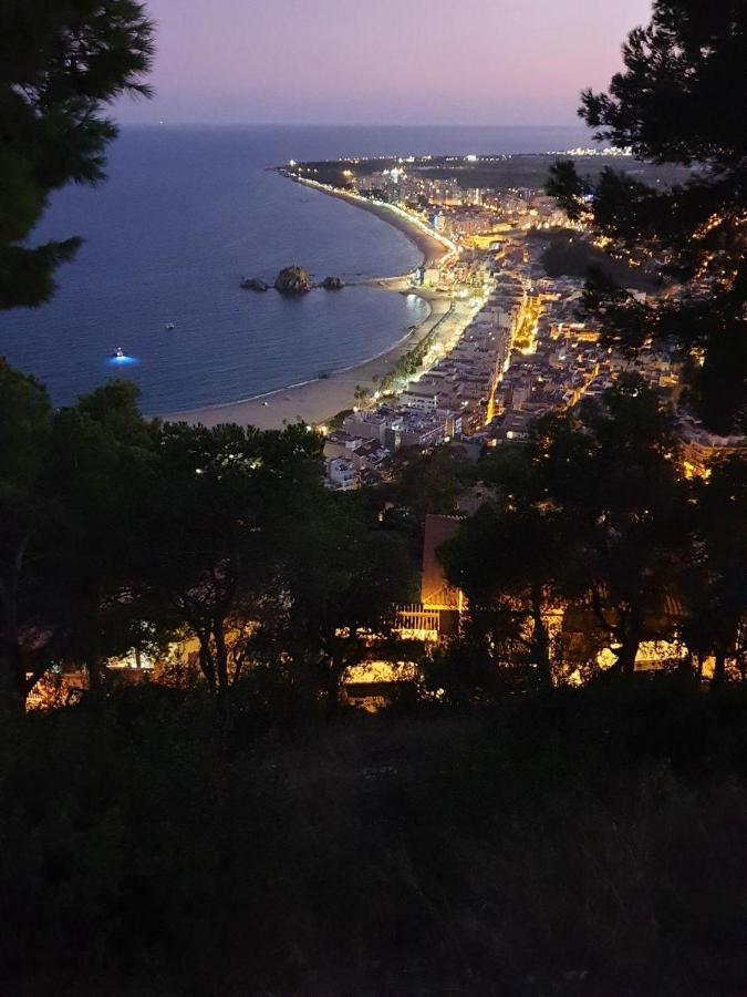 Apartamento Acogedor A 3 Minutos De La Playa Appartement Blanes Buitenkant foto