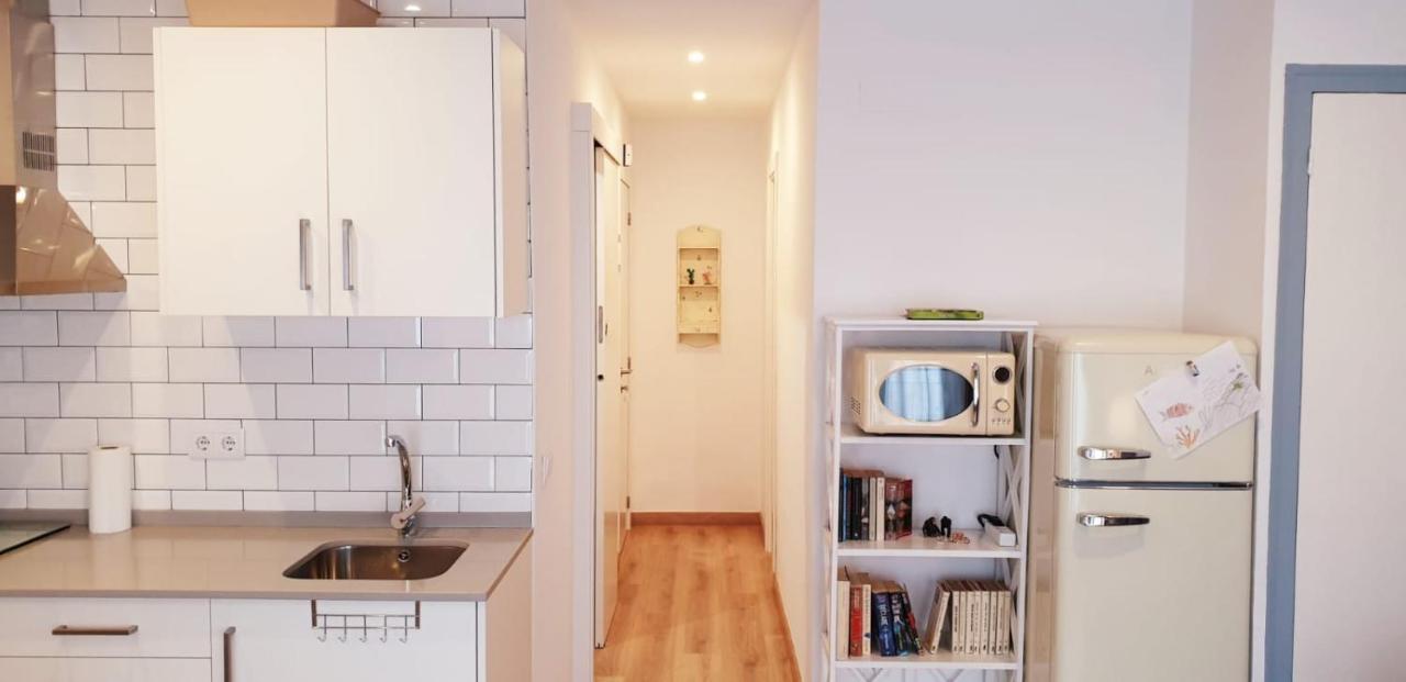 Apartamento Acogedor A 3 Minutos De La Playa Appartement Blanes Buitenkant foto
